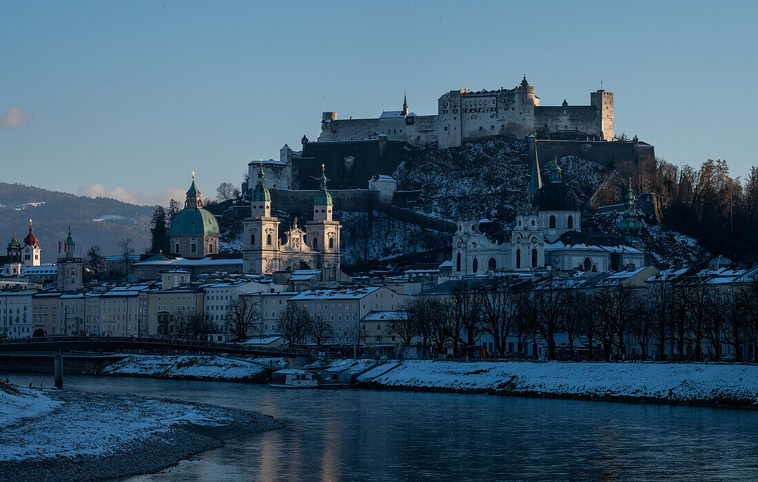 Salzburg Altstadt im Winter, Österreich