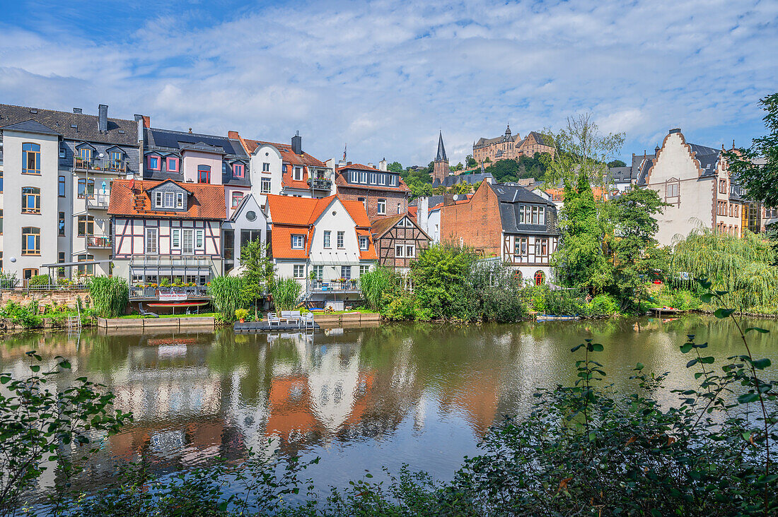 Fluss Lahn mit Schloss Marburg, Marburg, Hessisches Bergland, Lahntal, Hessen, Deutschland