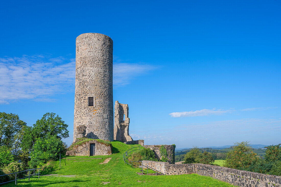  Merenberg castle ruins near Limburg an der Lahn, Way of St. James, Lahn, Westerwald, Lahntal, Taunus, Hesse, Germany 