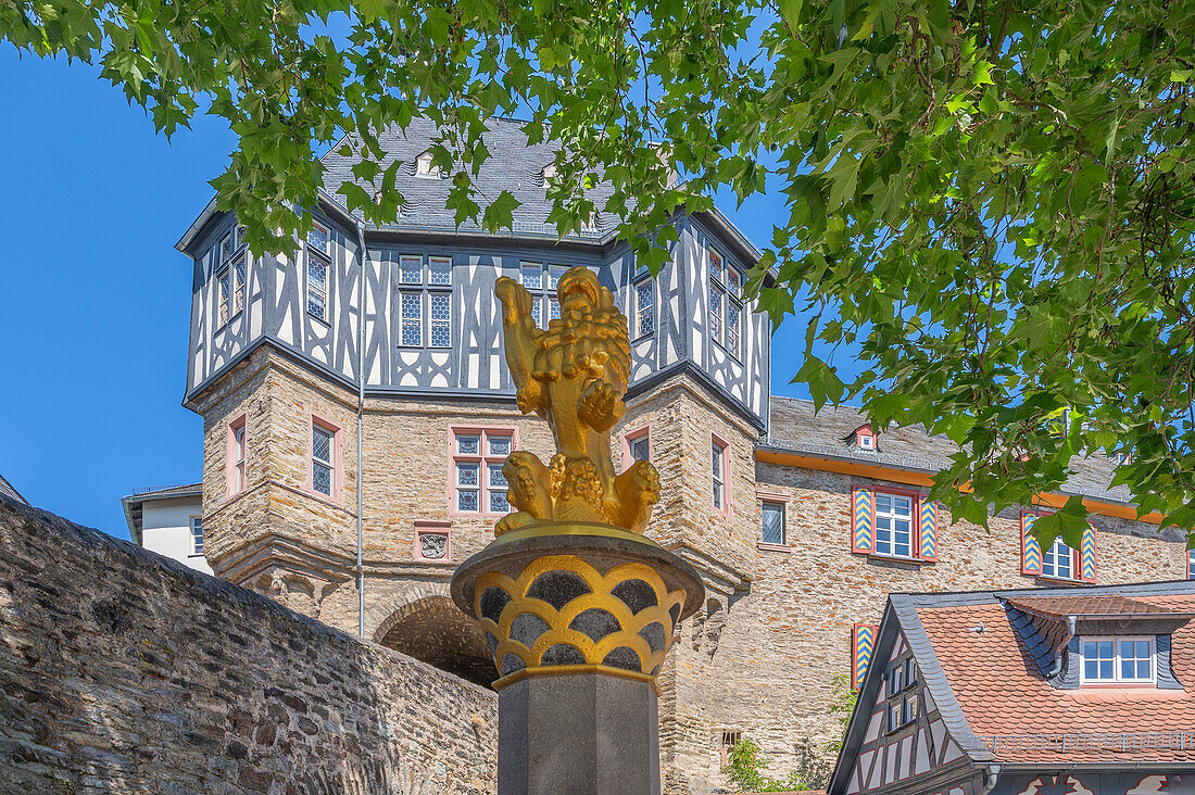 Torbogengebäude 'Kanzleitor' am König-Adolf-Platz, Idstein, Taunus, Hessen, Deutschland