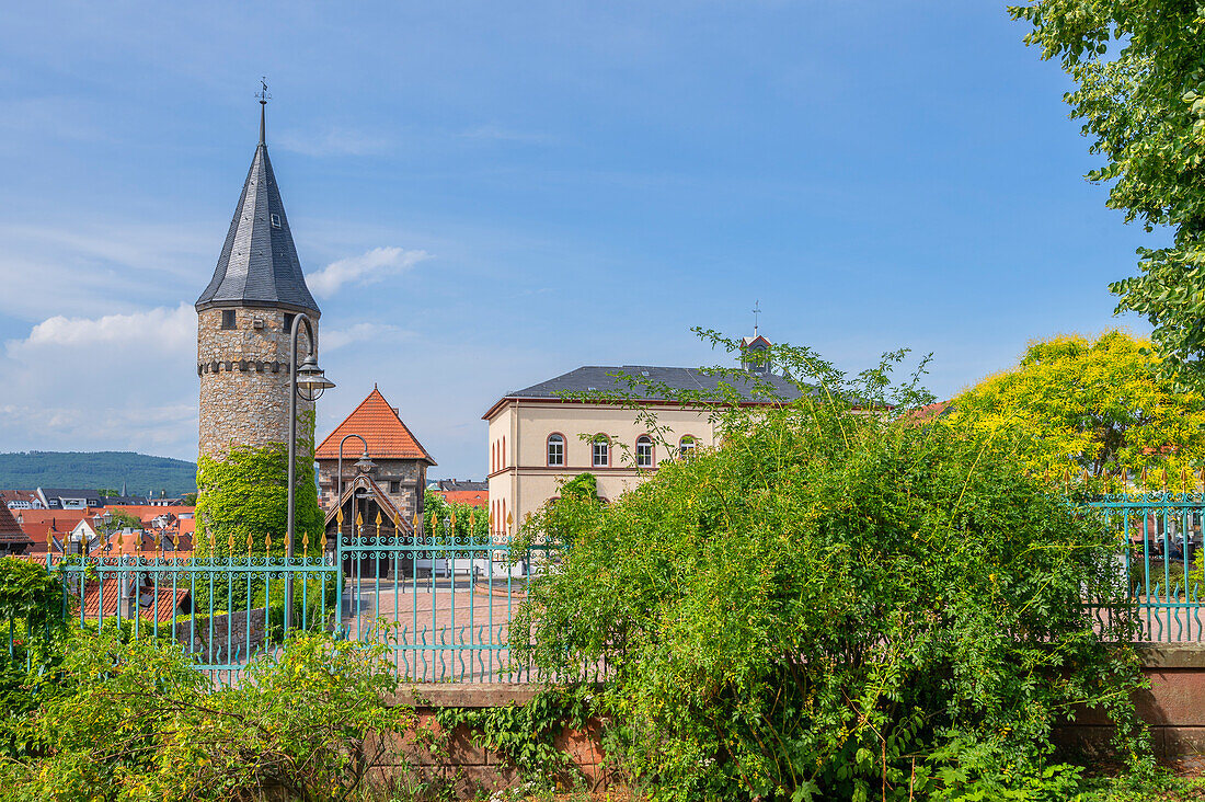  Witch&#39;s Tower in the old town of Bad Homburg vor der Höhe, Taunus, Hesse, Germany 