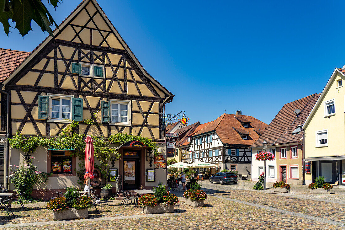 Fachwerk in der Altstadt von Endingen am Kaiserstuhl, Baden-Württemberg, Deutschland   