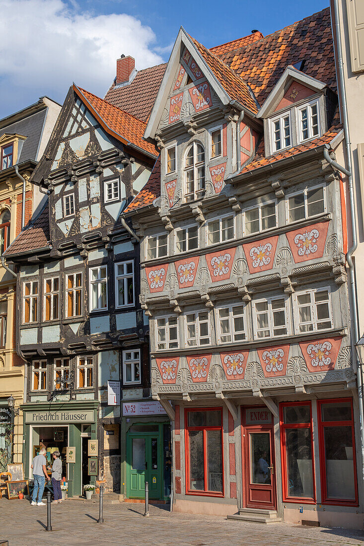 Wunderschöne Häuser am Marktplatz der UNESCO-Welterbestadt Quedlinburg, Quedlinburg, Sachsen-Anhalt, Mitteldeutschland, Deutschland