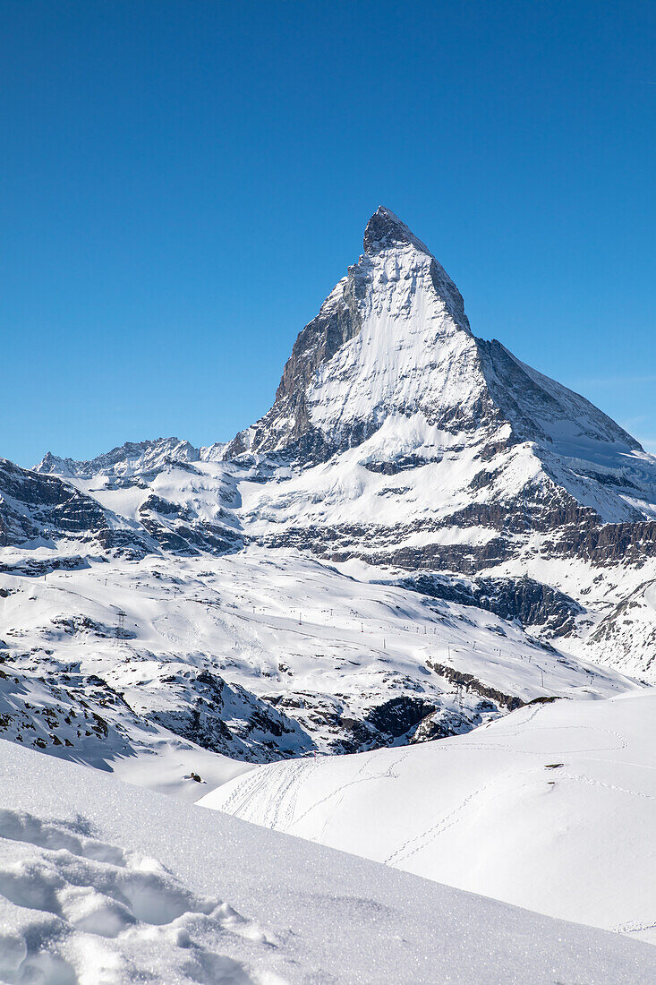 Alpenpanorama und Skigebiet, Matterhorn, Zermatt, Alpen, Wallis, Schweiz, Helvetia