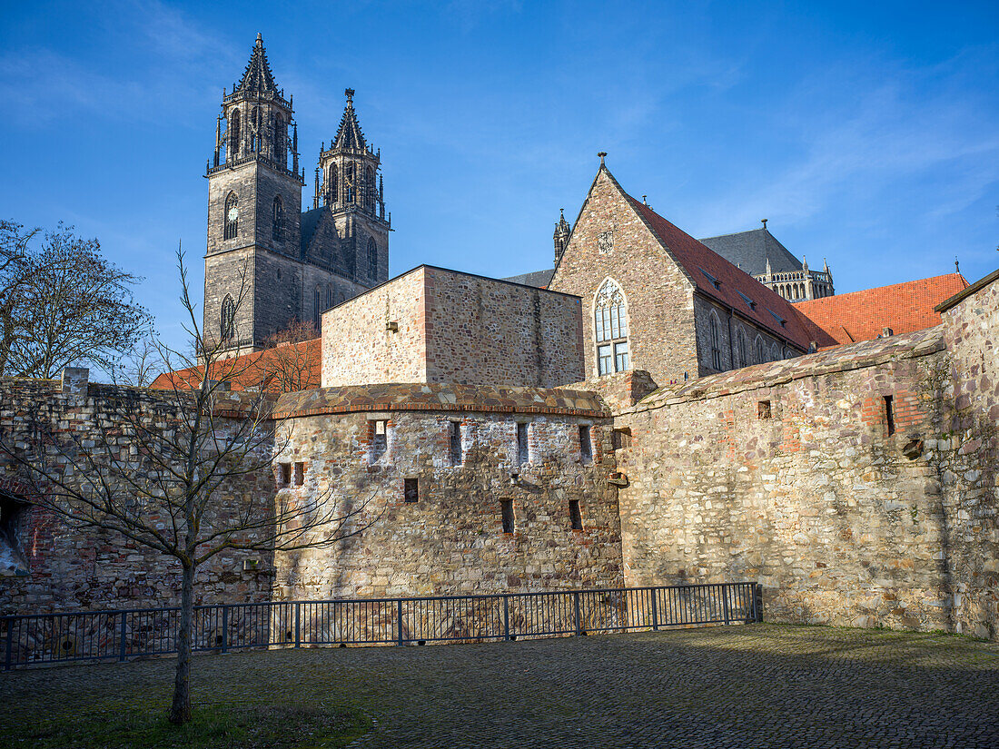  Bastion Gebhardt (Cleve) and Magdeburg Cathedral, Magdeburg, Saxony-Anhalt, Central Germany, Germany 