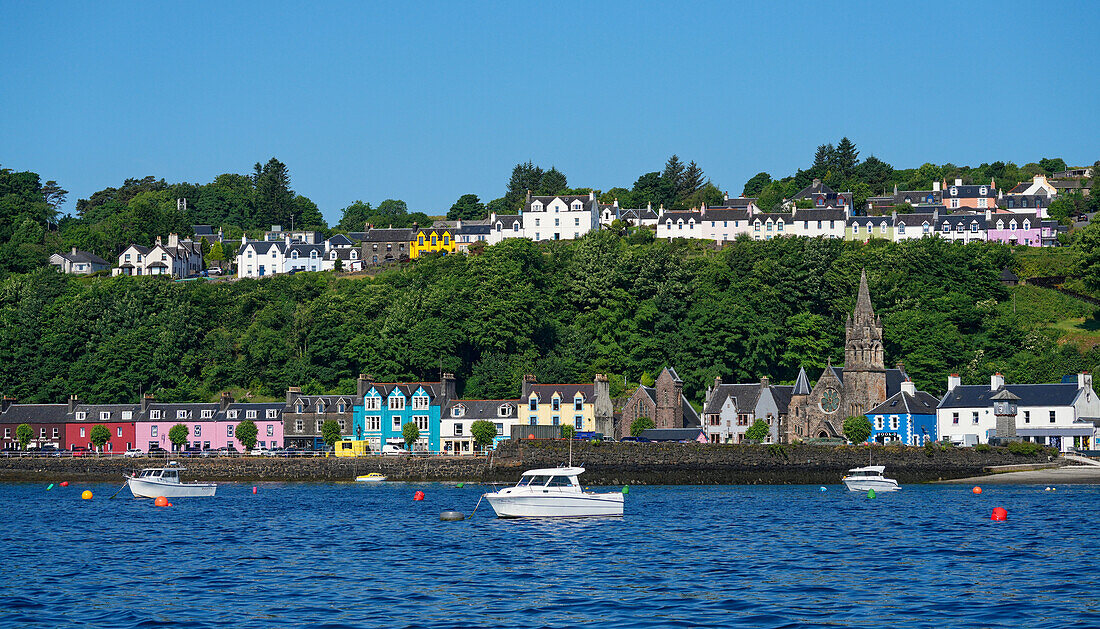  Great Britain, Scotland, Isle of Mull with the capital Tobermory 
