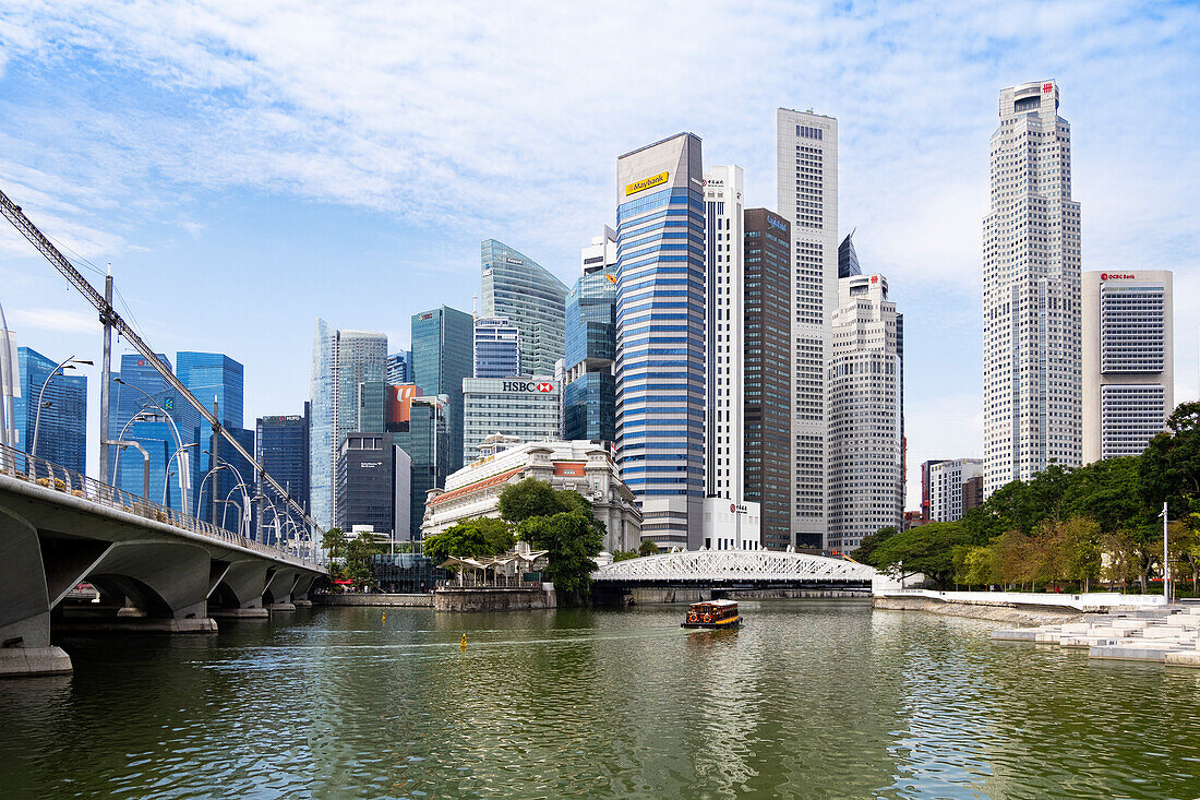 Marina Bay mit Skyline, Singapur, Republik Singapur, Südostasien