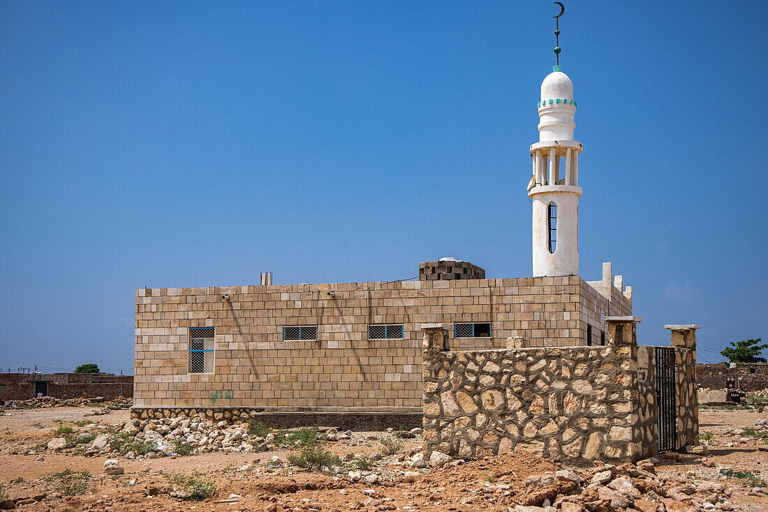 Moschee in Dorf auf dem Diksam-Plateau, Gallaba, Insel Sokotra, Jemen, Golf von Aden, Ostafrika