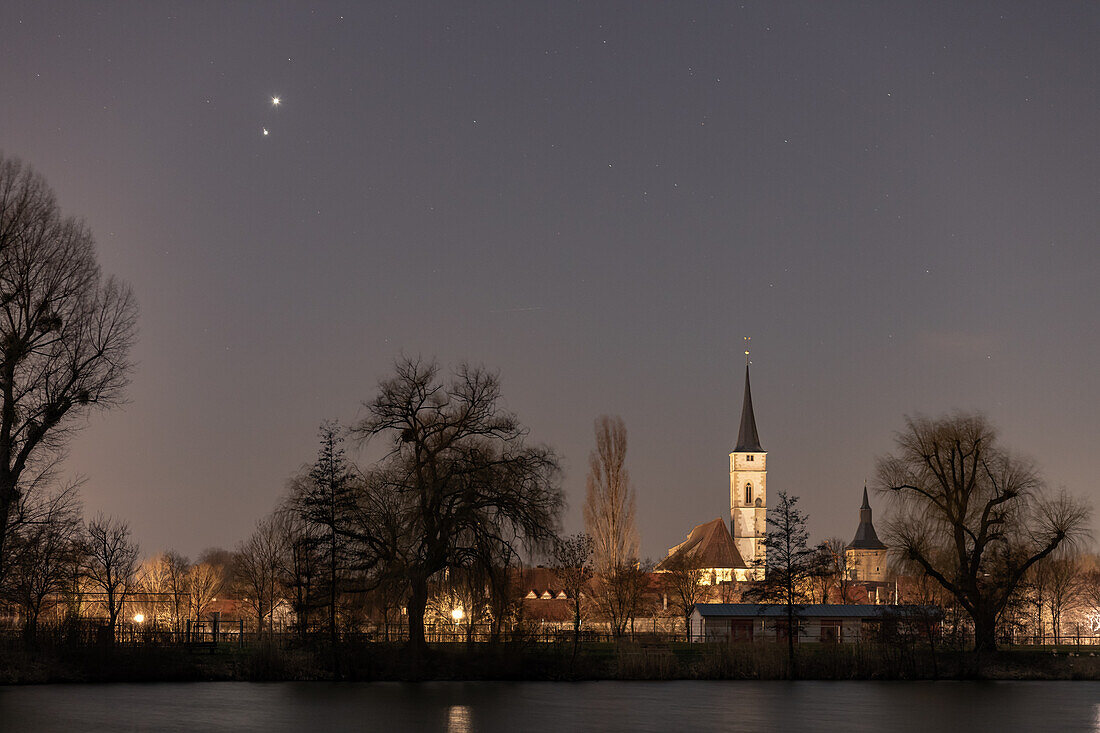 Jupiter und Venus über Iphofen, Kitzingen, Unterfranken, Franken, Bayern, Deutschland, Europa