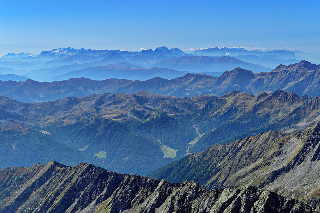 Dolomitenkulisse mit Marmolada, vom Schwarzenstein, Zillertaler Alpen, Naturpark Zillertaler Alpen, Tirol, Österreich