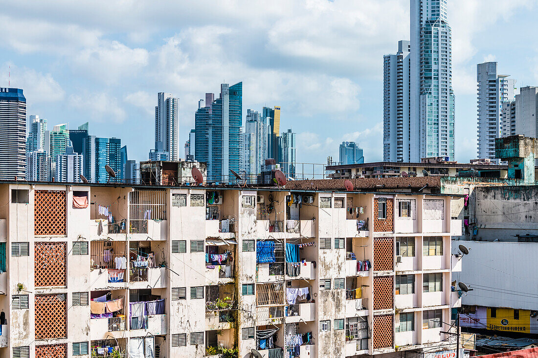  Slums with high-rise buildings in the background, Panama City, Panama, America 