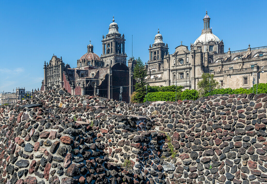 Templo Mayor archaeological Aztec city of Tenochtitlan, view to the cathedral church, Mexico City, Mexico