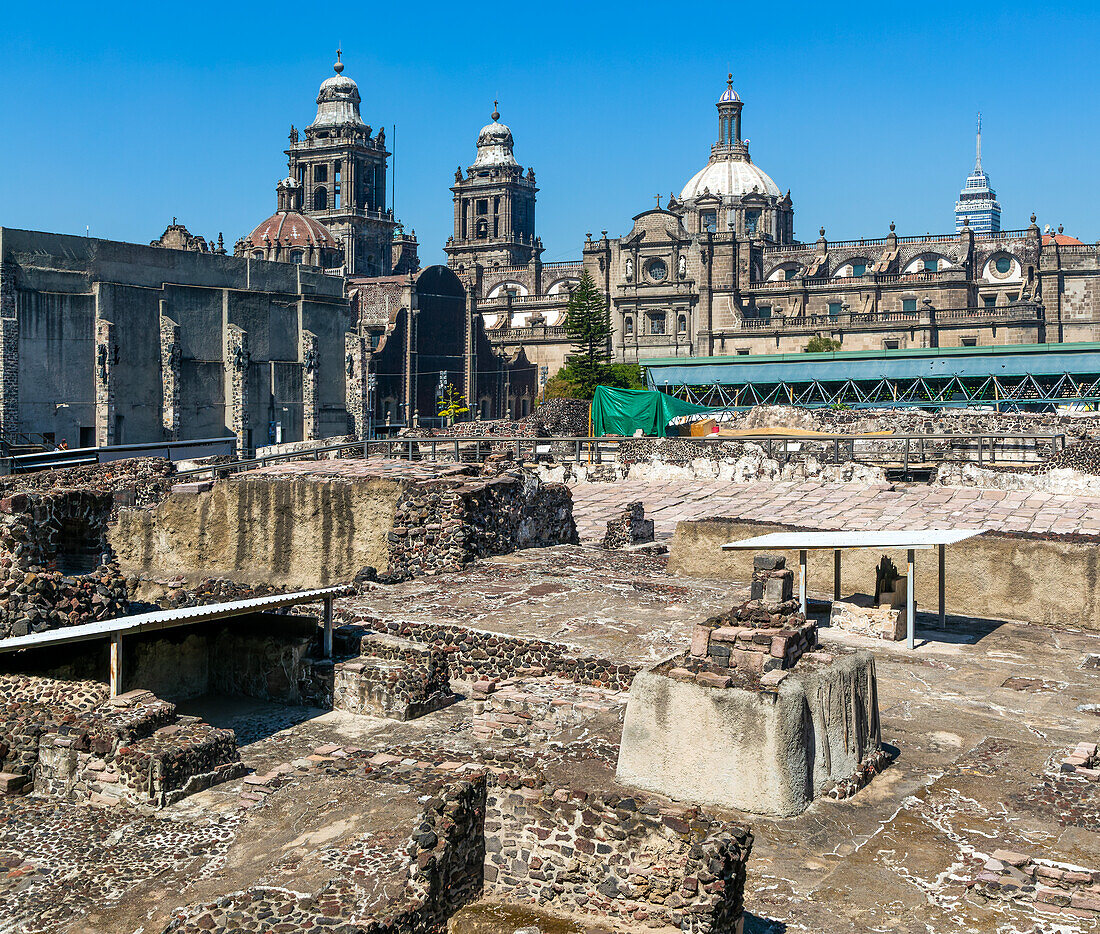 Templo Mayor archaeological Aztec city of Tenochtitlan, view to the cathedral church, Mexico City, Mexico