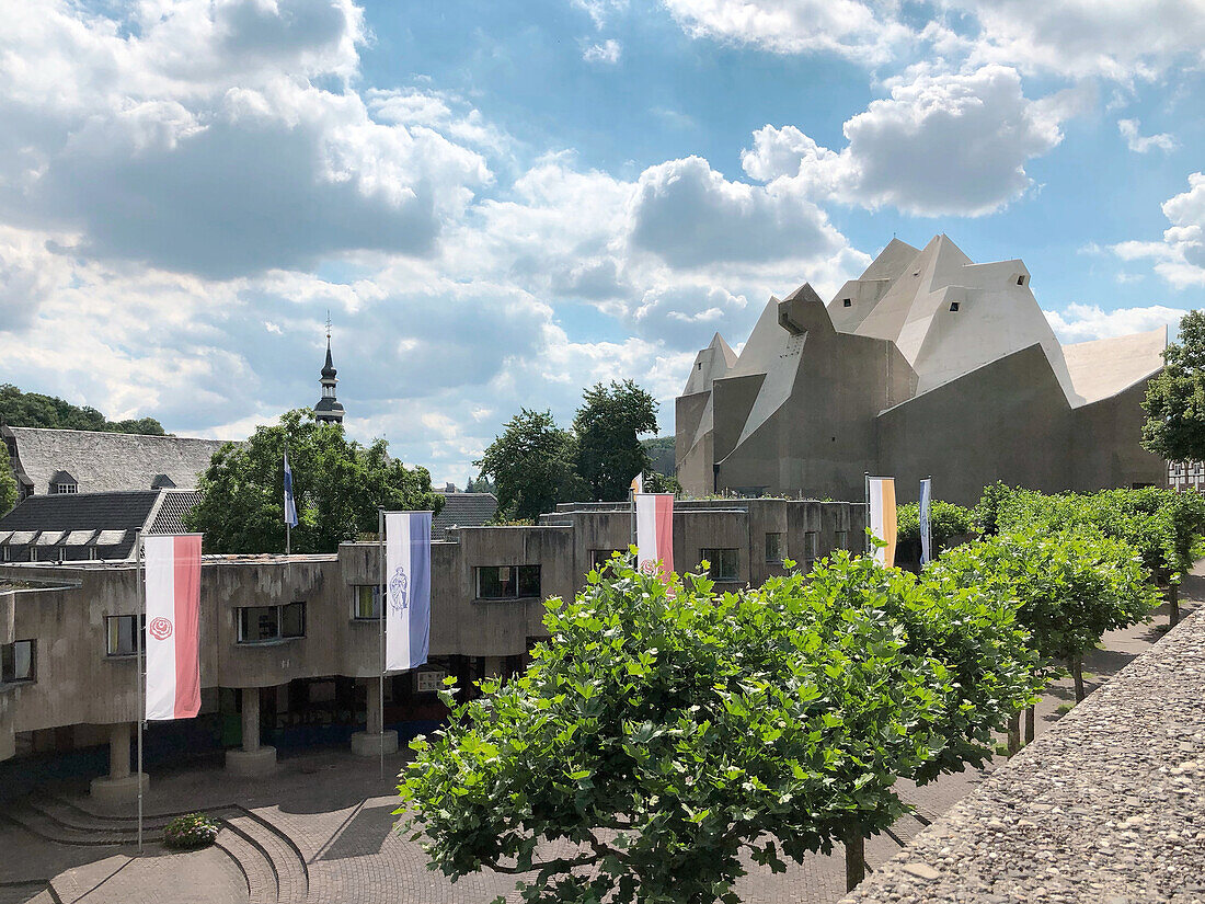  Mariendom in Velbert, pilgrimage church &quot;Mary, Queen of Peace&quot;, architect Gottfried Böhm, brutalism, NRW, Germany 