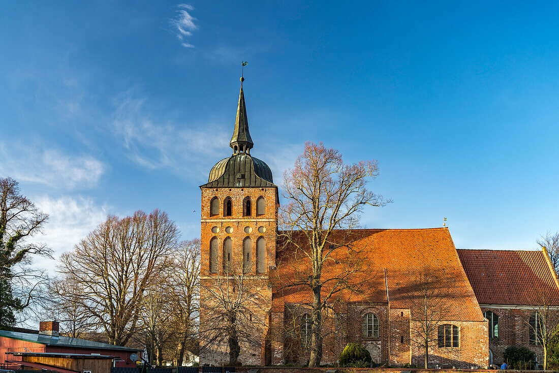 Die St.-Katharinen-Kirche in Trent, Insel Rügen, Mecklenburg-Vorpommern, Deutschland