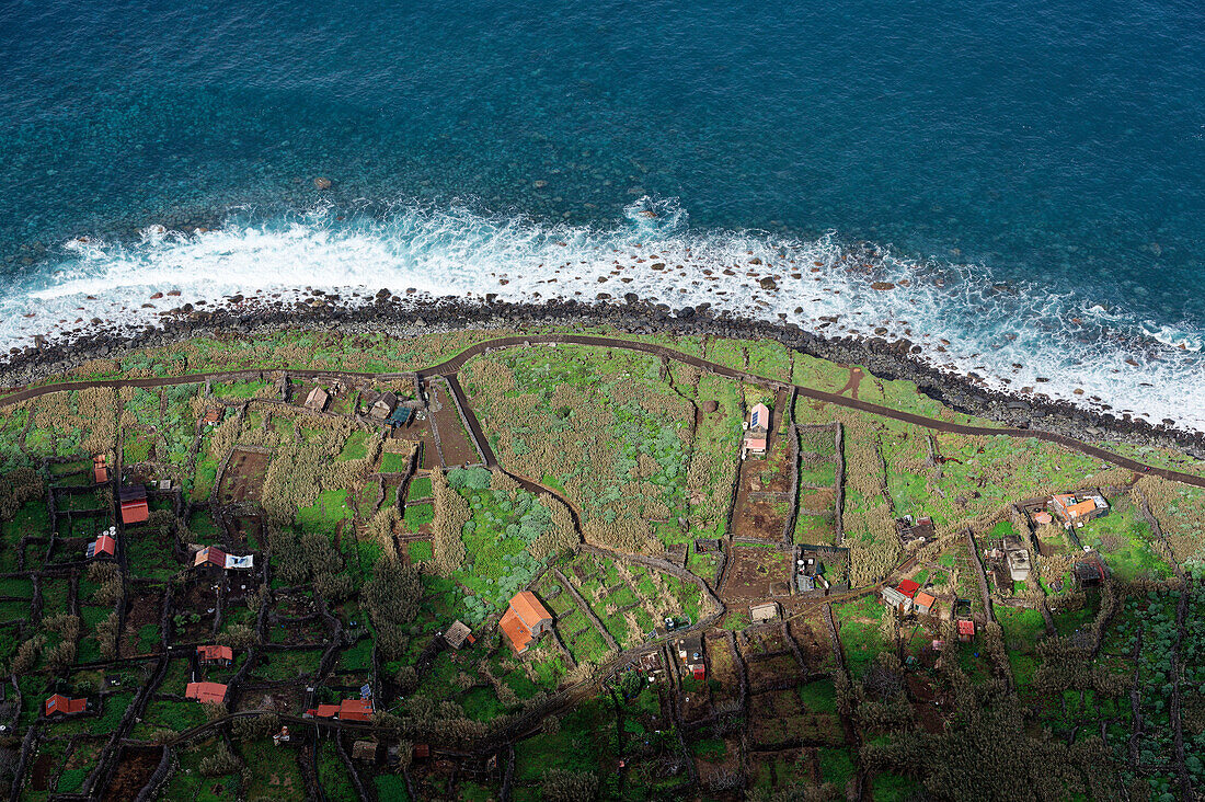  Deep view of the Quebrada Nova marine gardens near Porto Moniz, Madeira, Portugal. 