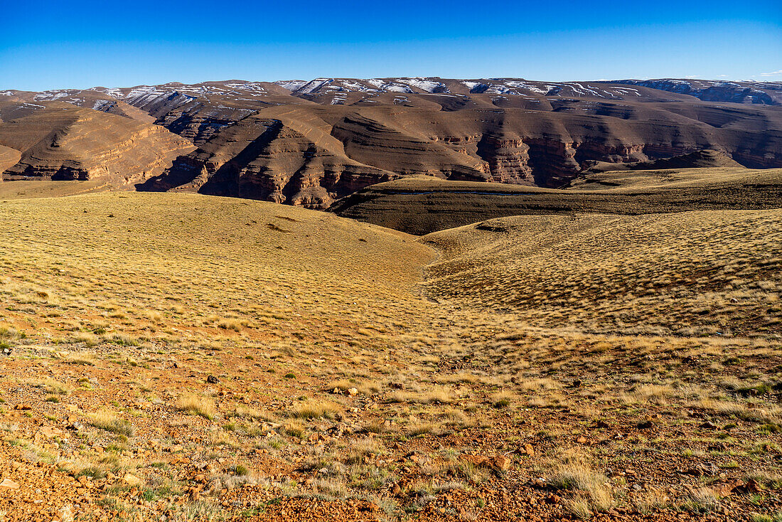  North Africa, Morocco, South. Pass over the Atlas to the Dades Valley 