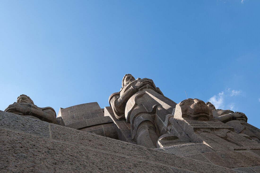 Freiheitswächter außerhalb der Kuppel im Völkerschlachtdenkmal, Leipzig, Sachsen, Deutschland, Europa 