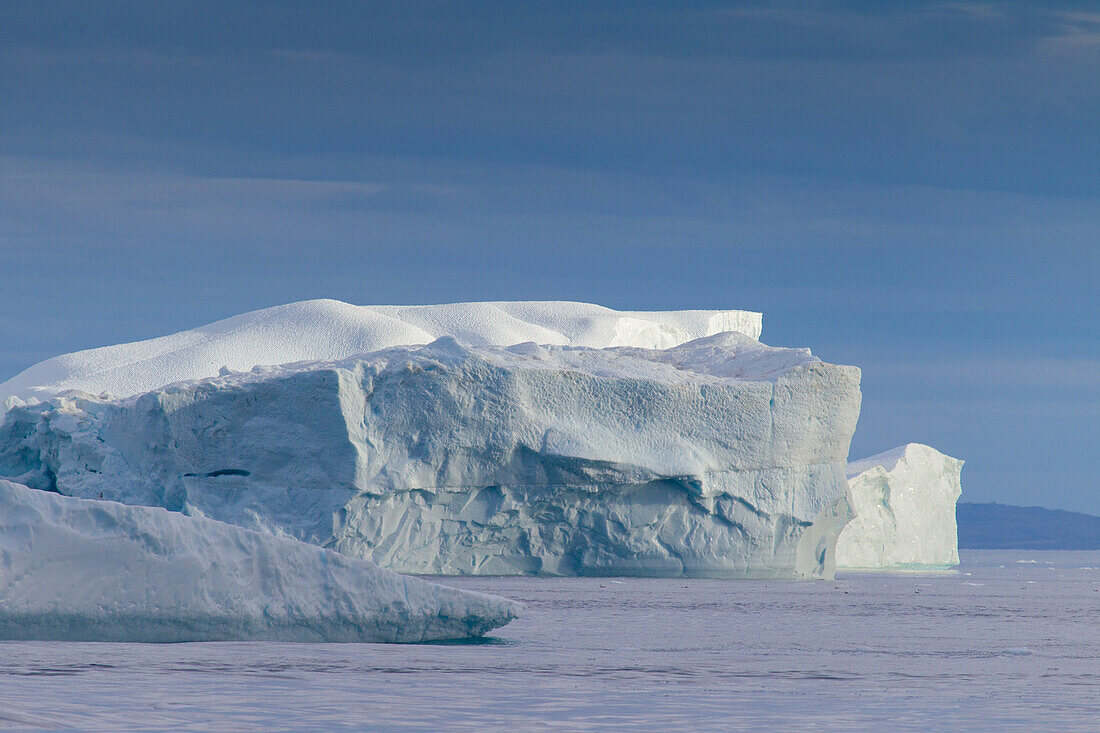 Eisberg im Kangia Eisfjord, UNESCO Weltnaturerbe, Disko-Bucht, West-Groenland, Grönland