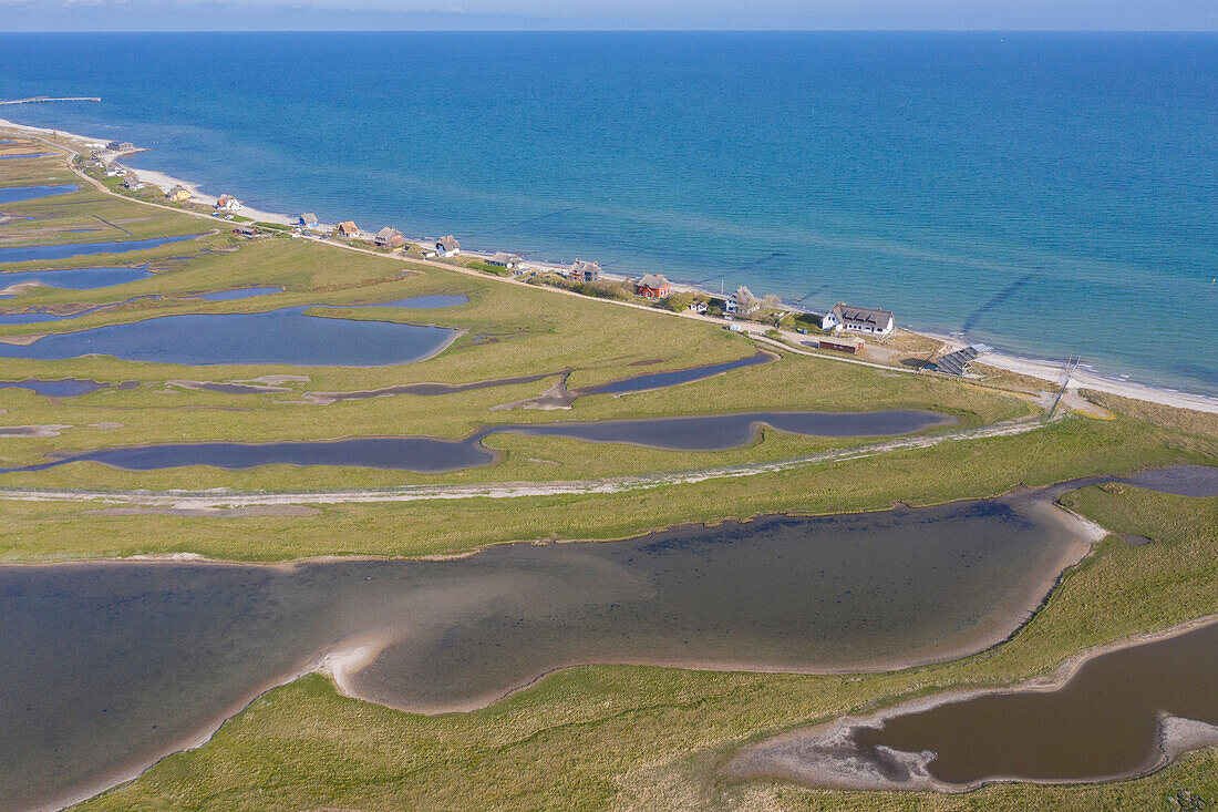 Blick auf die Häuser am Steinwarder, Heiligenhafen, Schleswig-Holstein, Deutschland