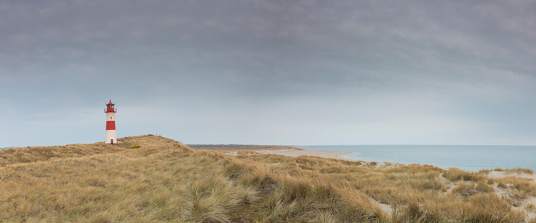 Leuchtturm List Ost auf dem Ellenbogen, Insel Sylt, Nordfriesland, Schleswig-Holstein, Deutschland