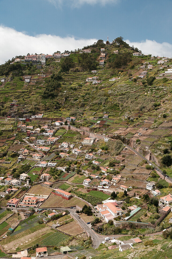 Ortschaft an der Südküste, Madeira, Portugal, Europa