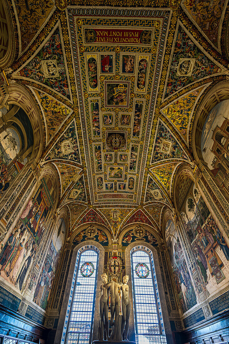  Cathedral of Santa Maria Assunta from inside, Siena, Tuscany region, Italy, Europe 