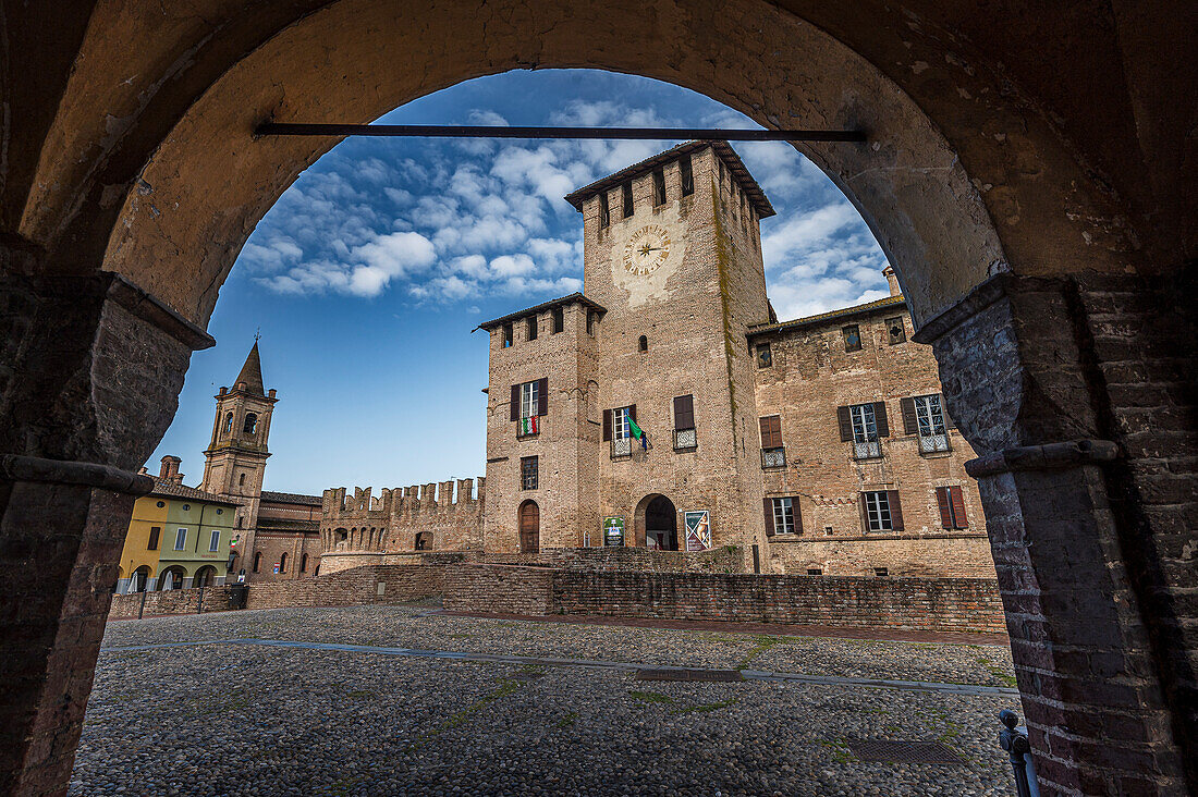  Rocca Sanvitale water castle, Fontanellato, Province of Parma, Emilia-Romagna, Italy, Europe 