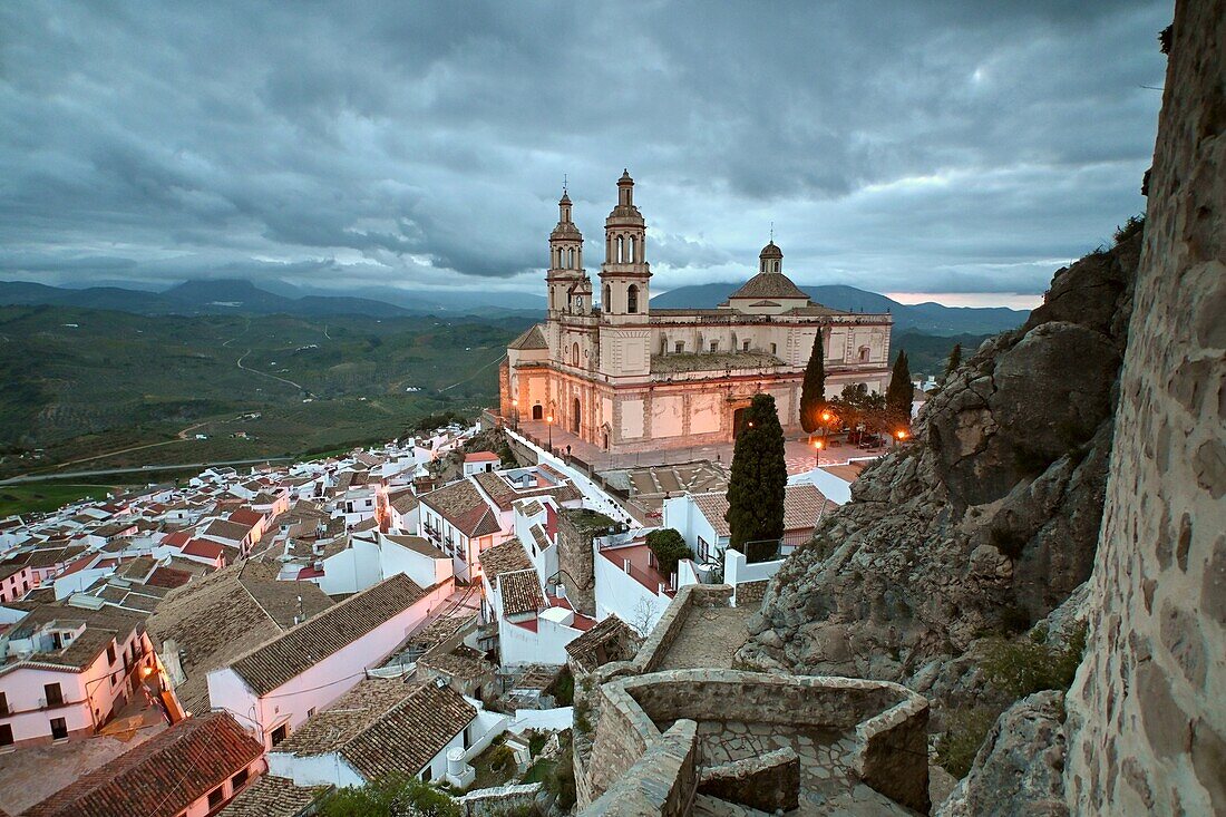  Iglesia Mayor, Olvera on the route of the white villages, Andalusia, Spain 