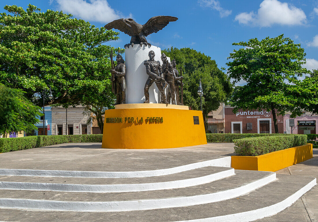Patriotic sculpture, Monumento Niños Heroes,  Parque de  la Mejorada, Merida, Yucatan State, Mexico