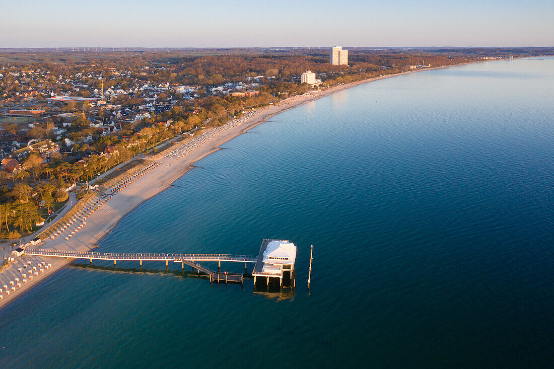  Restaurant Wolkelos on Seeschloesschenbruecke, Timmendorfer Strand, Schleswig-Holstein, Germany 