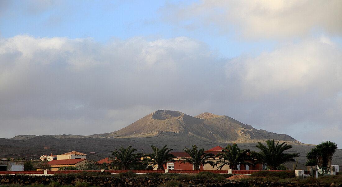 Volcano cones near La Oliva, Fuerteventura, Canary Islands, Spain