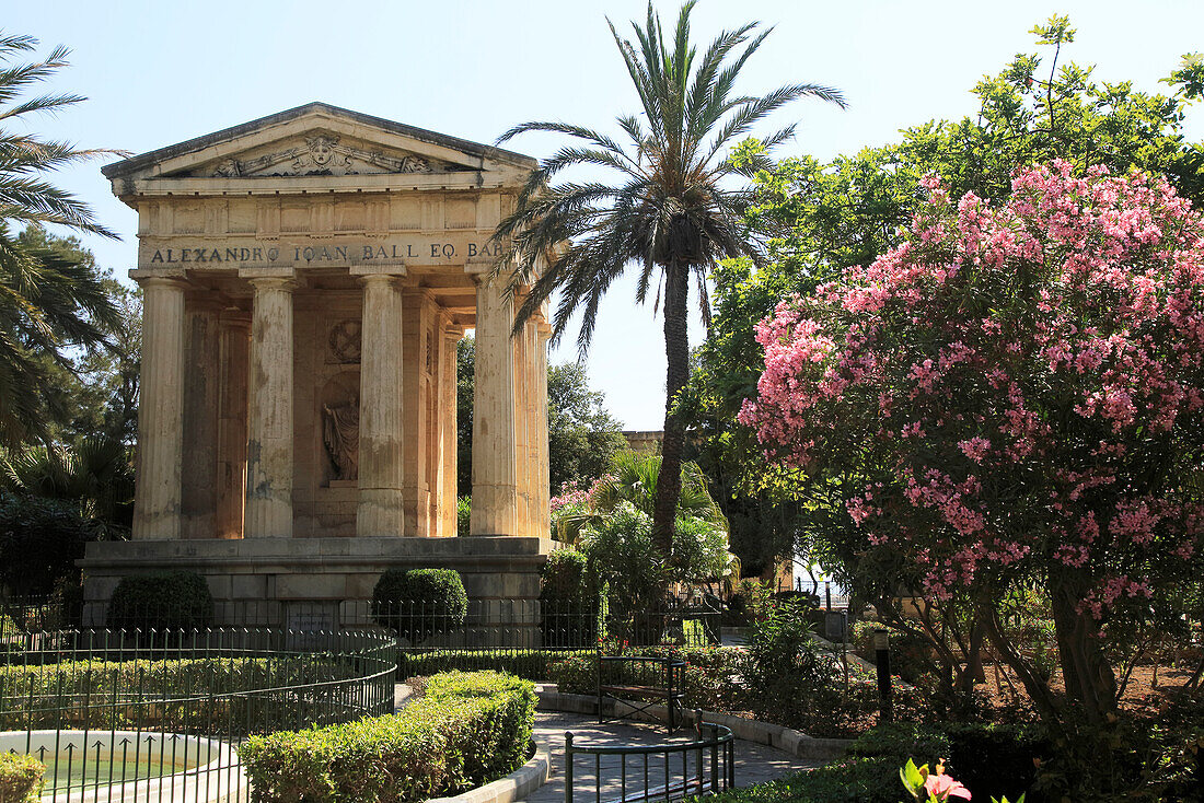 Denkmal für Sir Alexander Ball, Lower Barrakka Gardens, Valletta, Malta