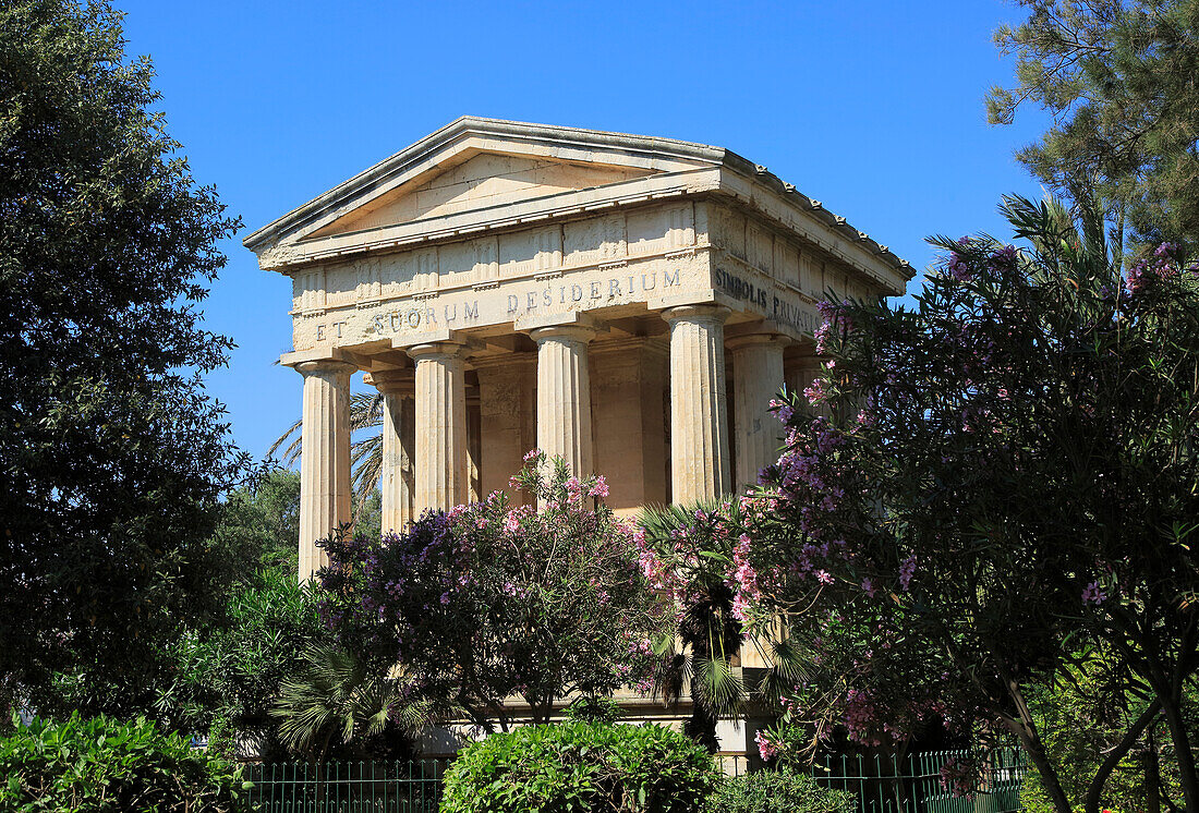 Denkmal für Sir Alexander Ball, Lower Barrakka Gardens, Valletta, Malta