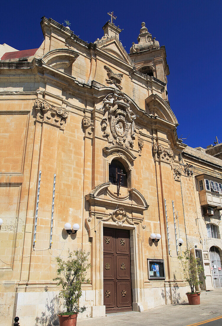 Fassade der Kirche Unserer Lieben Frau von Liesse, Valletta, Malta