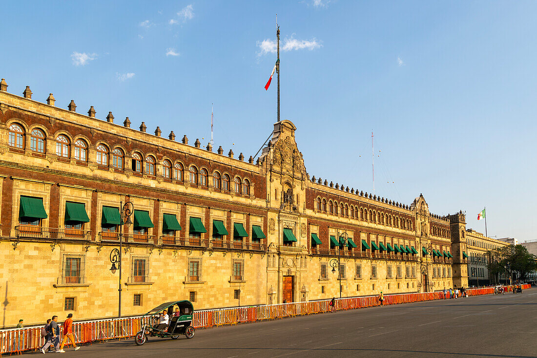 Historisches Regierungsgebäude, Nationalpalast, Palacio National, Centro Historic, Mexiko-Stadt, Mexiko