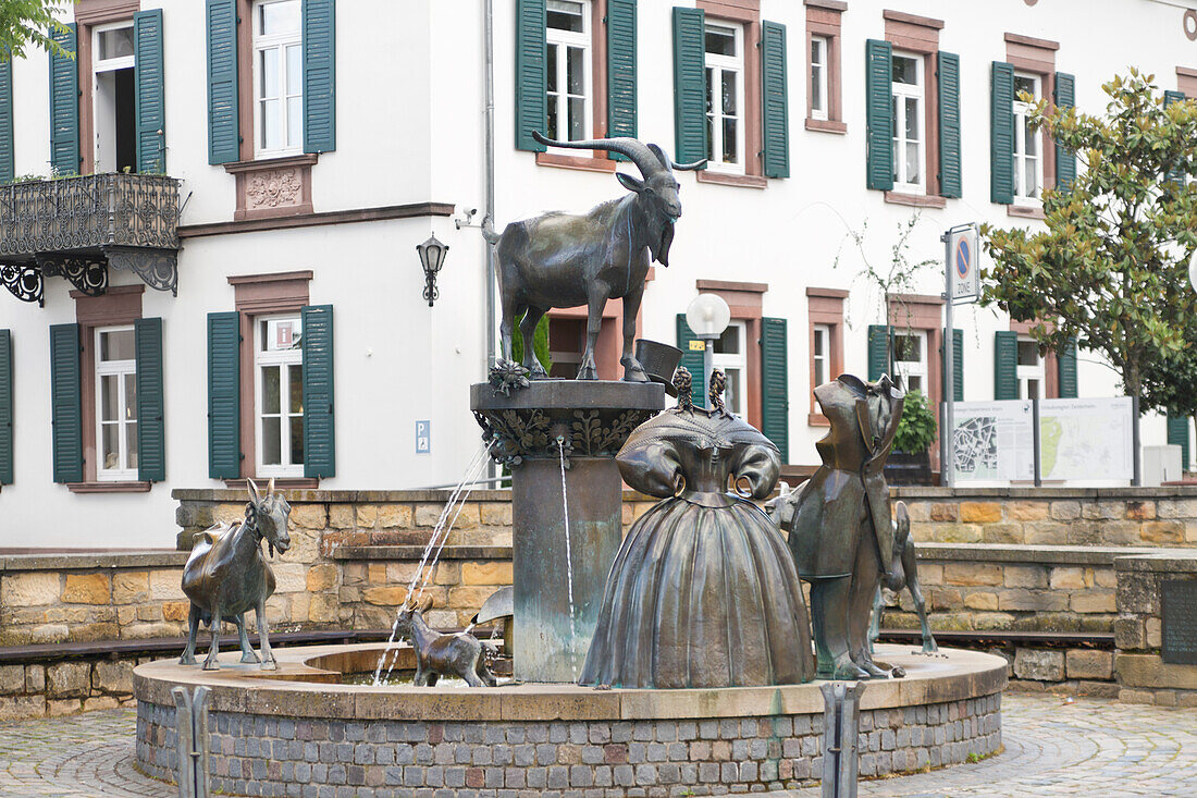  The Billy Goat Fountain in Deidesheim on the Wine Route, Rhineland-Palatinate, Germany 