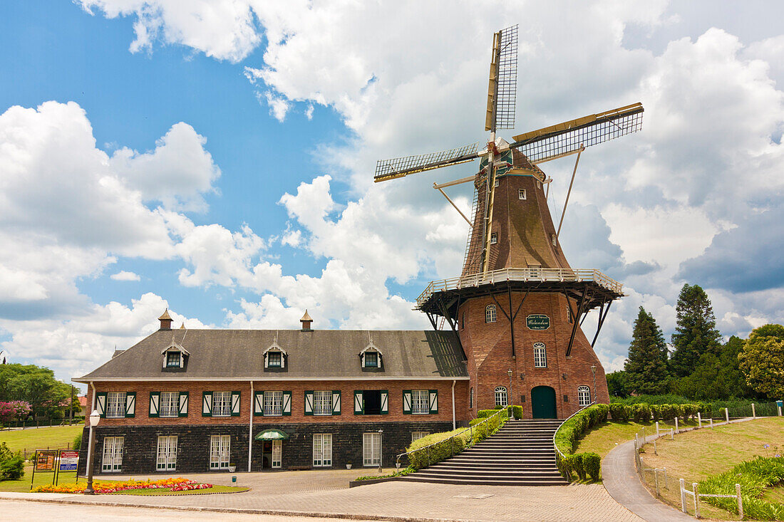 Windmühle als Gedenkstätte der holländischen Immigration, Castrolanda, Paraná, Brasilien