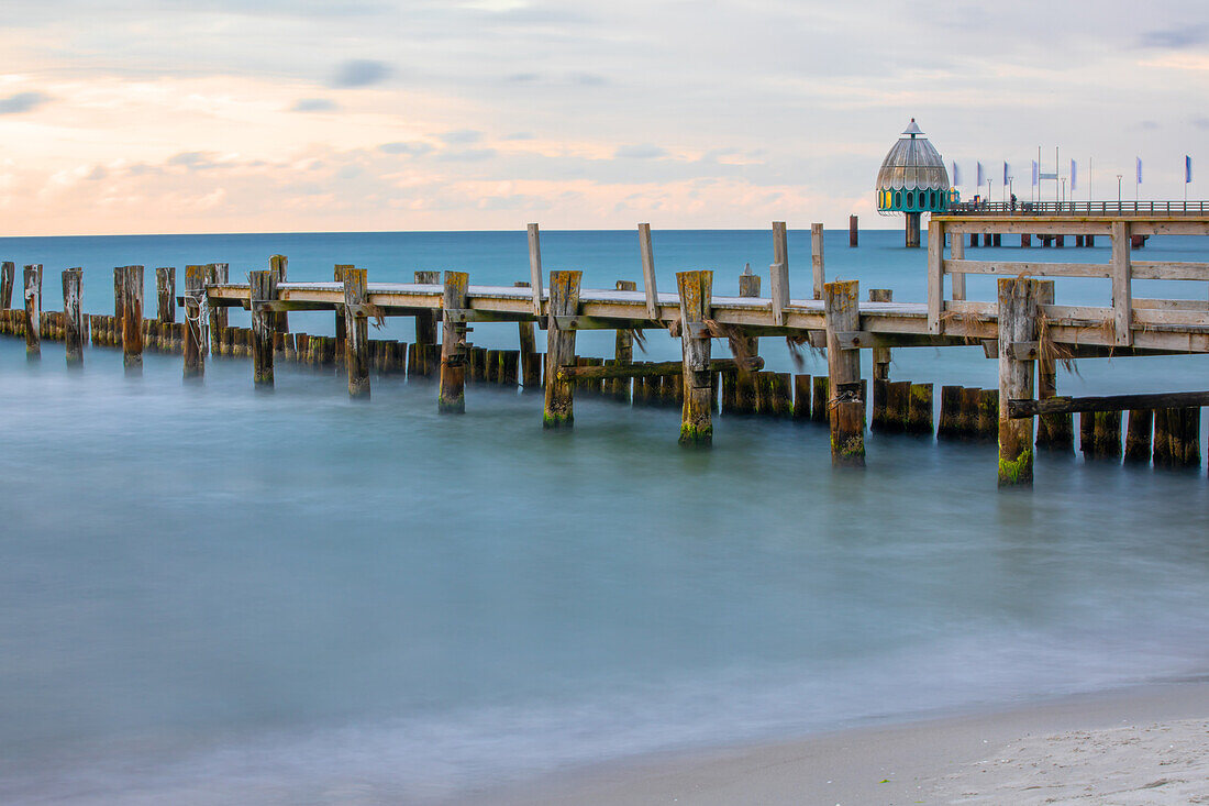  Old pier and new pier with diving bell, Zingst, Darß, Fischland, Baltic Sea, Mecklenburg-Western Pomerania, Germany, Europe 