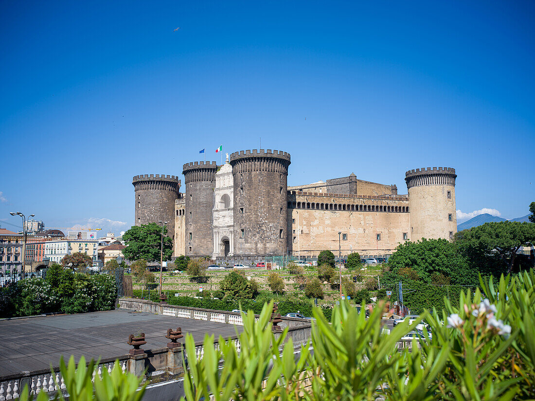  Castel Nuovo, Naples, Campania, Southern Italy, Italy, Europe 