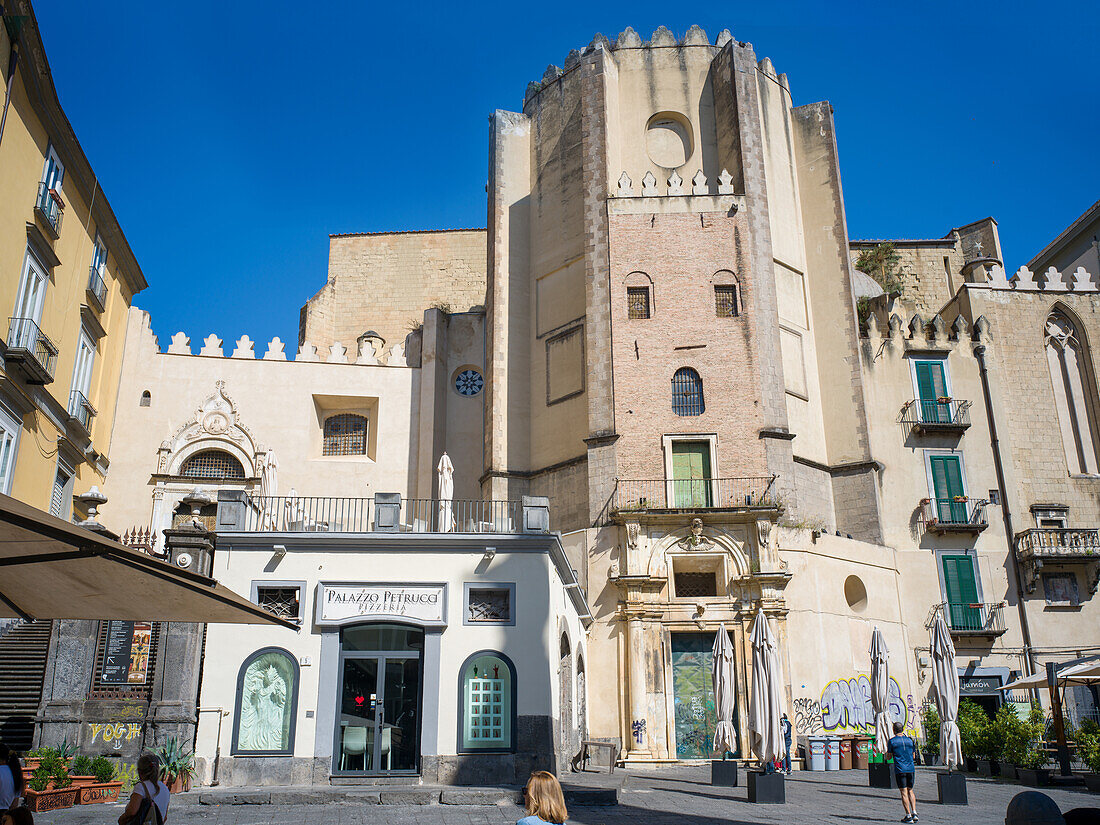  Basilica di San Paolo Maggiore, Piazza San Gaetano, Spaccanapoli, Old Town, Naples, Campania, Southern Italy, Italy, Europe 