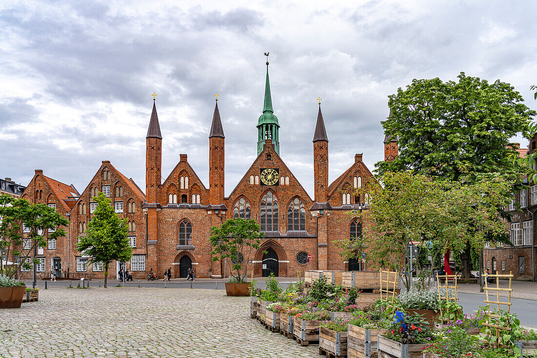  Geibelplatz and Heiligen-Geist-Hospital in the Hanseatic City of Lübeck, Schleswig-Holstein, Germany  