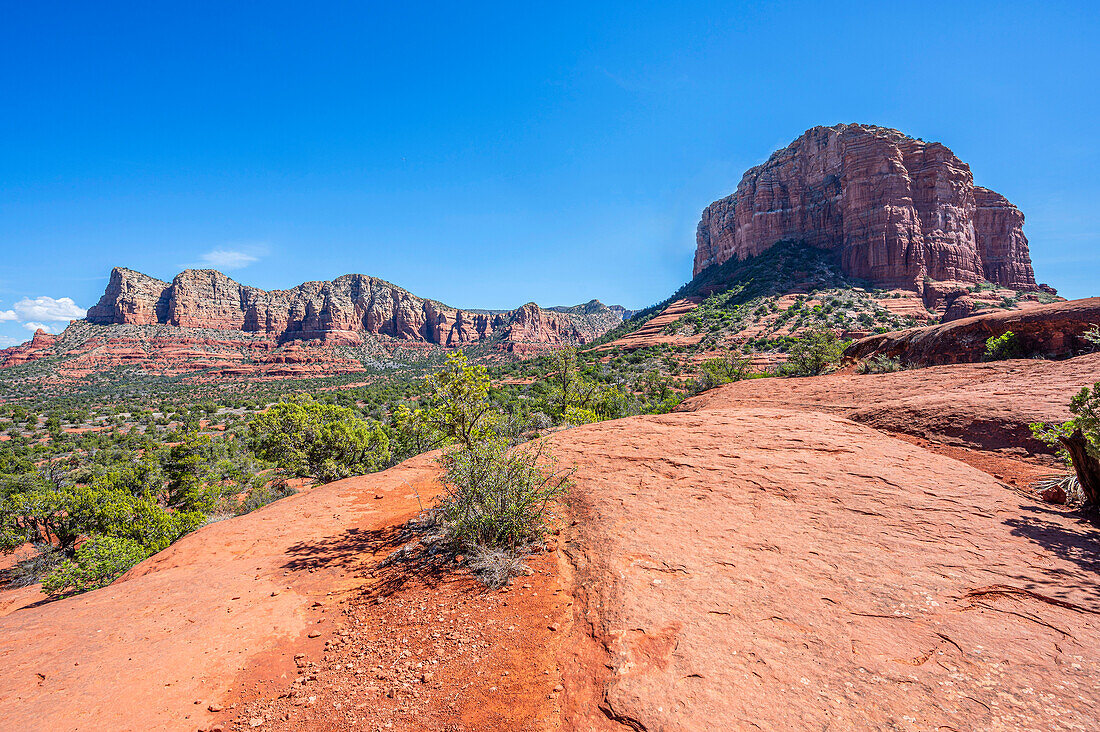  Climbing Bell Rock, Sedona, Arizona, USA, United States 