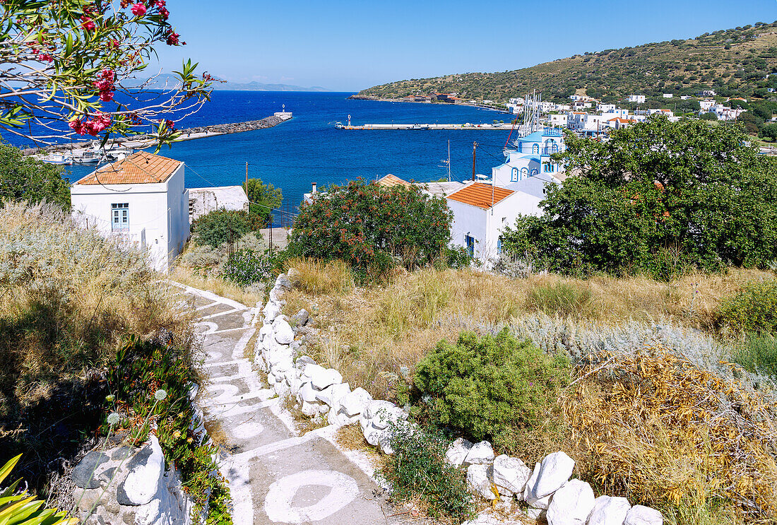  Stairway down to the port town of Páli on the island of Nissyros (Nisyros, Nissiros, Nisiros) in Greece 