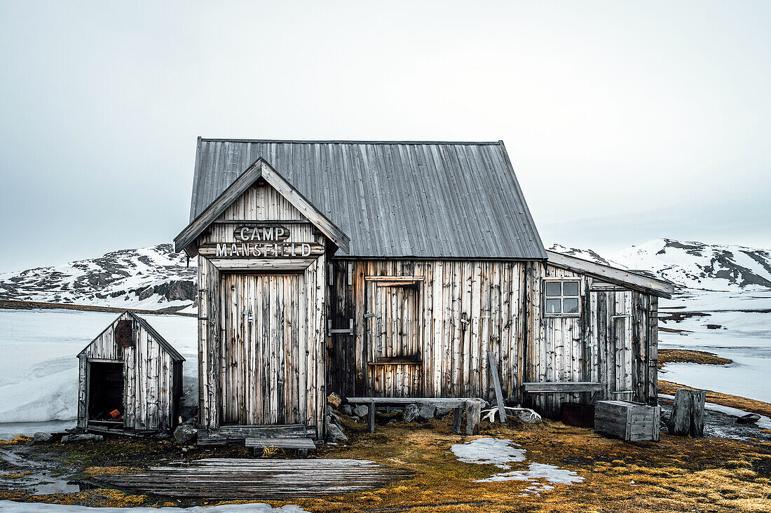  Hut Camp Mansfield at the old marble quarry Ny London on the Blomsterstrandoya in Kongsfjord, Spitsbergen, Svalbard, Arctic 