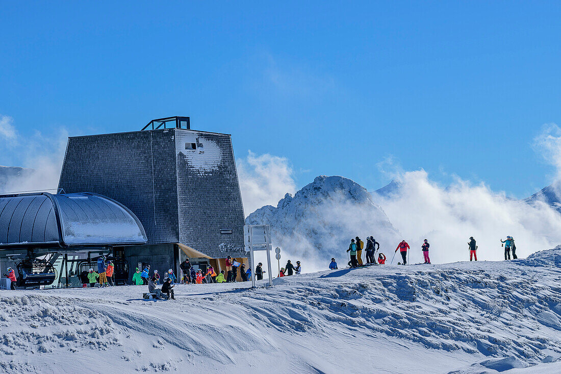  Mountain station and observation tower on the Wiedersberger Horn, Wiedersberger Horn, Kitzbühel Alps, Tyrol, Austria 