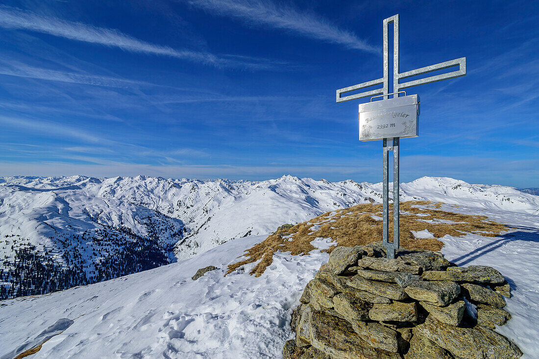  Summit cross on Baumgartgeier, Baumgartgeier, Kitzbühel Alps, Tyrol, Austria 