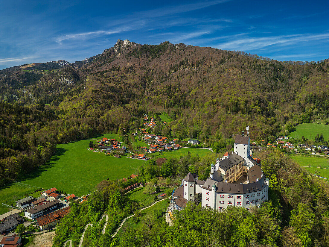  Aerial view of Hohenaschau Castle with Chiemgau Alps in the background, Hohenaschau, Lake Constance-Königssee cycle path, Upper Bavaria, Bavaria, Germany 