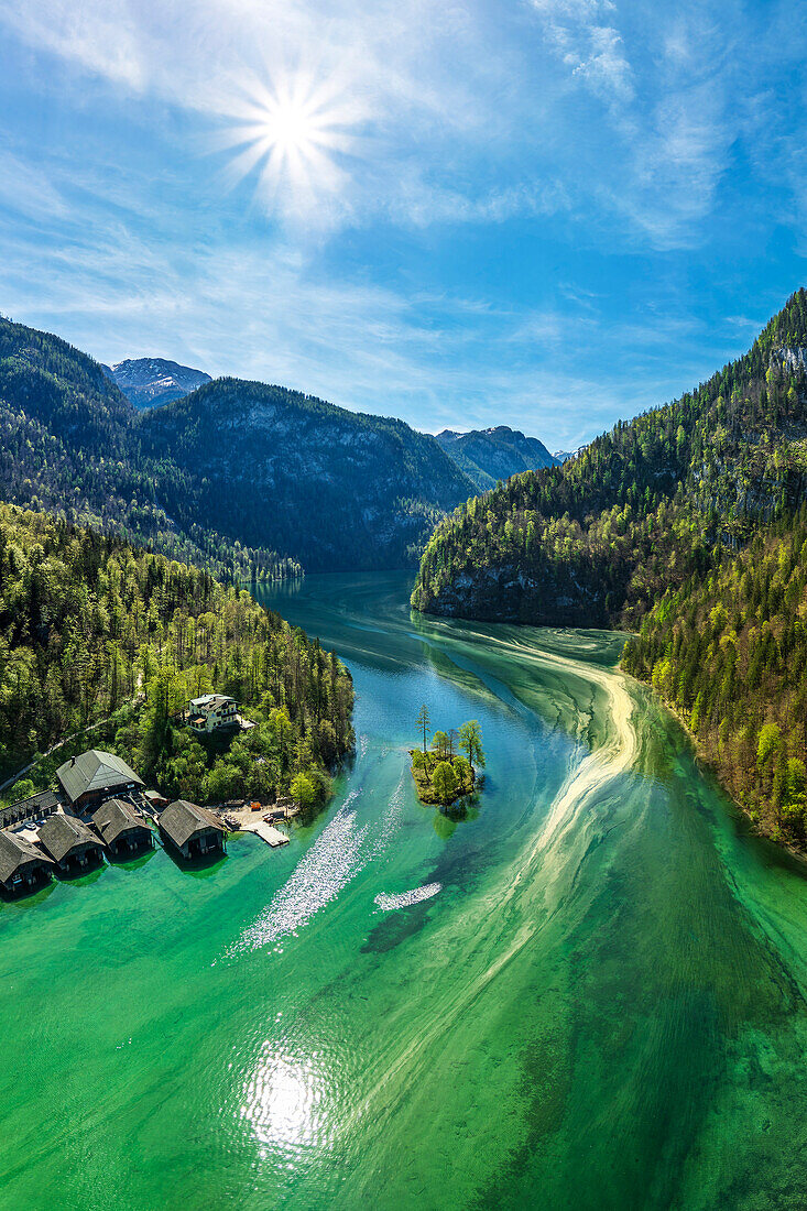 Tiefblick auf Königssee bei Schönau, Königssee, Bodensee-Königssee-Radweg, Oberbayern, Bayern, Deutschland