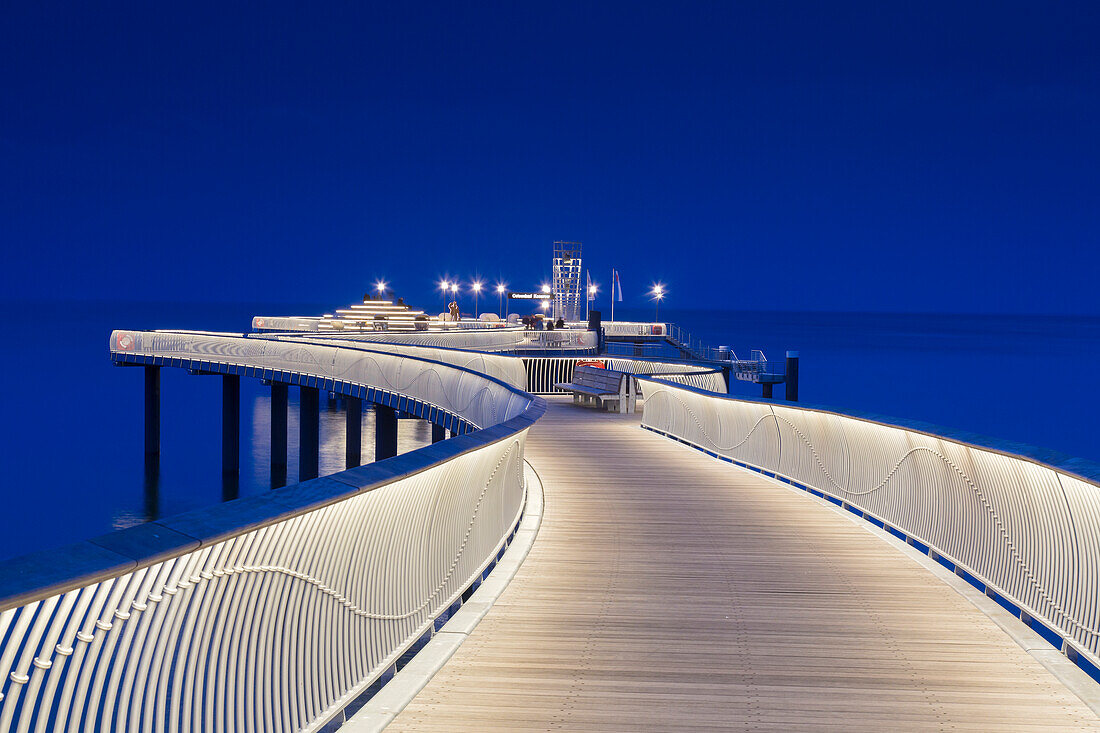 Seebrücke von Koserow, Insel Usedom, Mecklenburg-Vorpommern, Deutschland